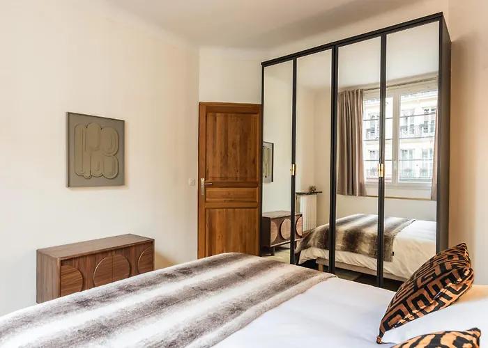 Cosy & Design 4 Guests - Eiffel Tower Apartament